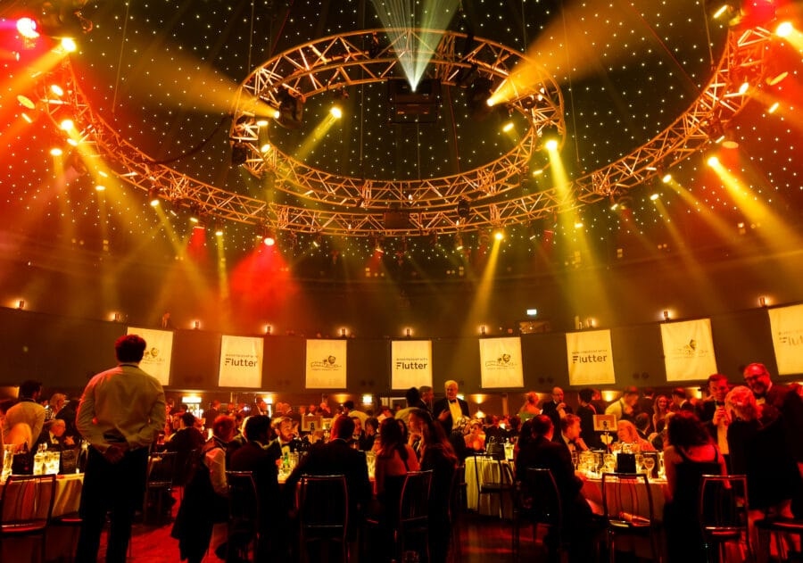 Starry Ceiling Light Canopy with Circular Projection Trusses